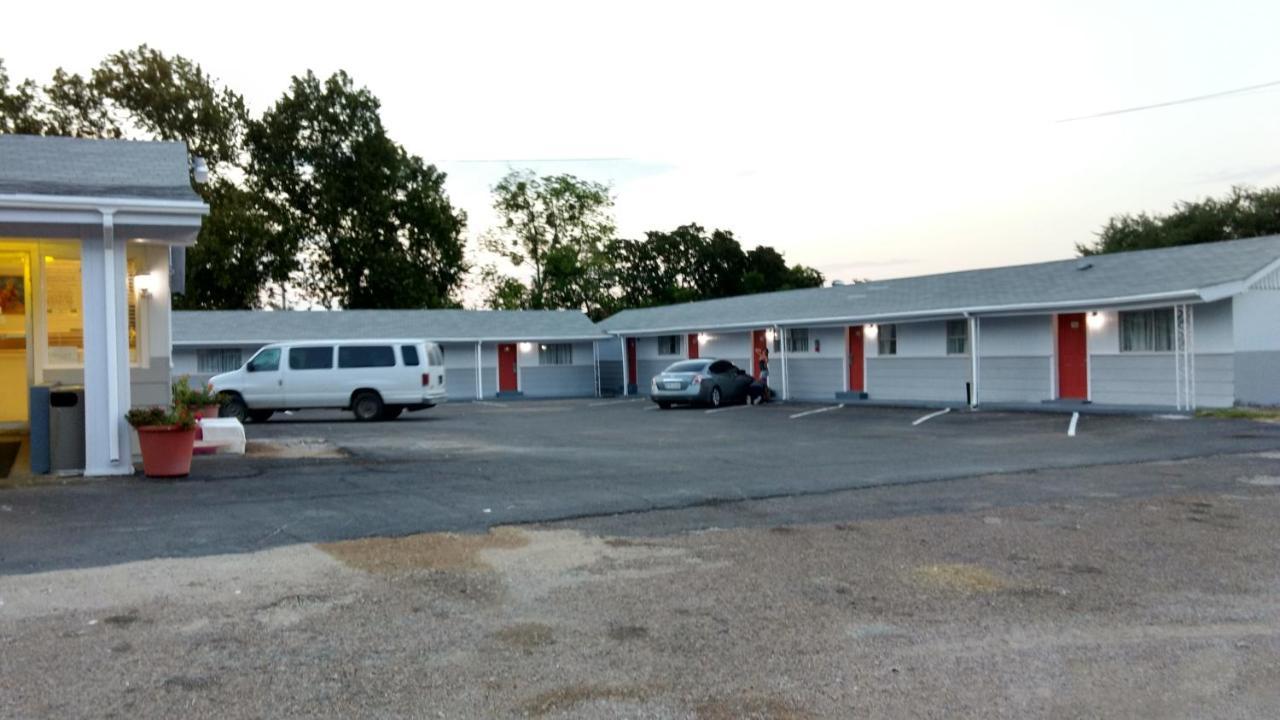 Budget Inn Hamilton מראה חיצוני תמונה